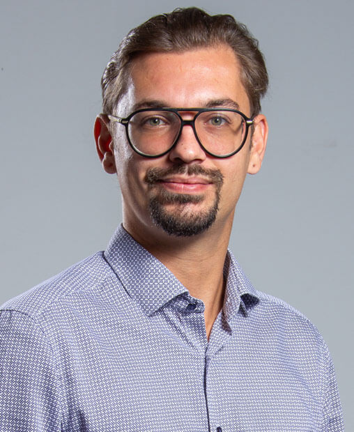 <strong>Niklas Meisinger</strong><br/> Techniker